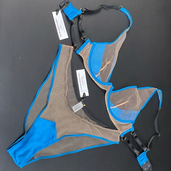 Edge o' Beyond Barbi Blue Lingerie Set, Bra EOB 4, Briefs EOB 5 - Picture 3 of 4